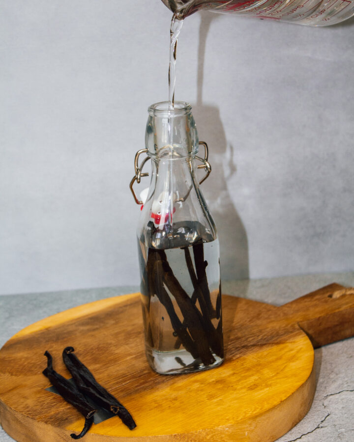 Making alcohol-free vanilla extract.